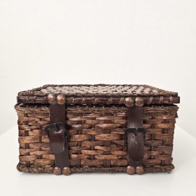 Polished Wicker Basket With Lid & Leather Straps